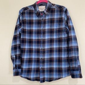 Men’s long sleeve button up